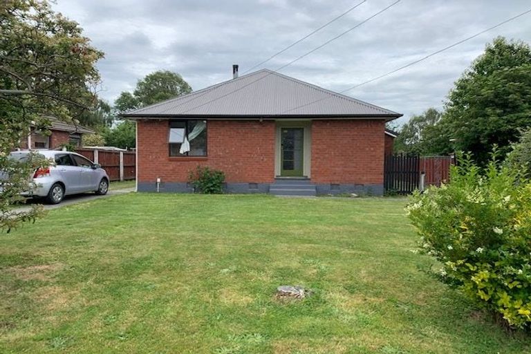 Photo of property in 30 Auburn Avenue, Upper Riccarton, Christchurch, 8041