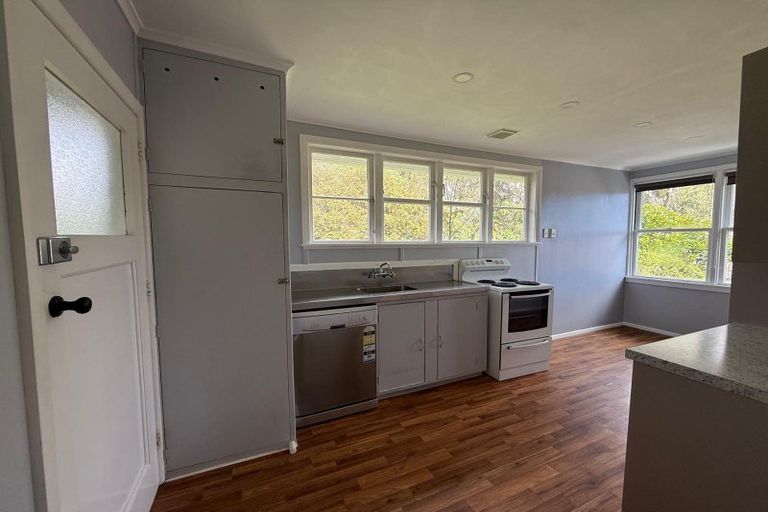 Photo of property in 12 Gear Terrace, Ranui, Porirua, 5024