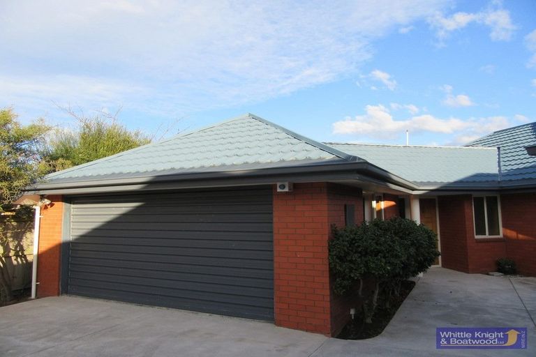 Photo of property in 1/3 Lantern Lane, Halswell, Christchurch, 8025