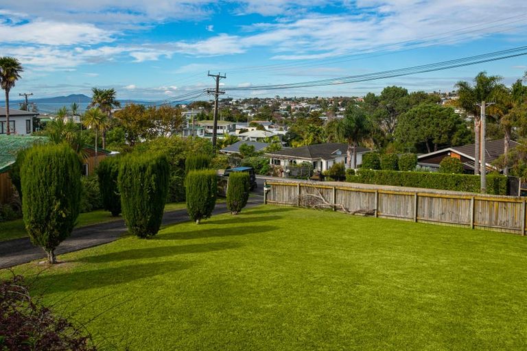 Photo of property in 69 Killarney Avenue, Torbay, Auckland, 0630