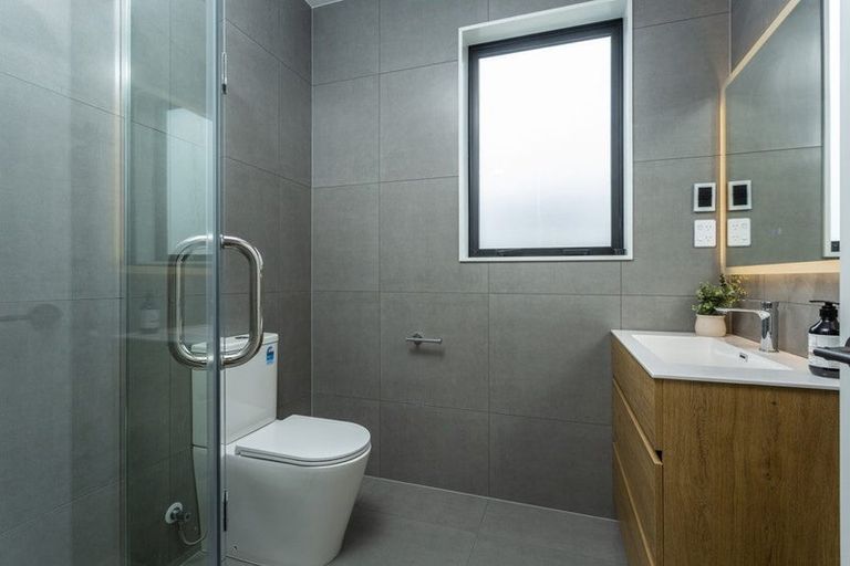 Photo of property in 23a Glenvar Road, Torbay, Auckland, 0630