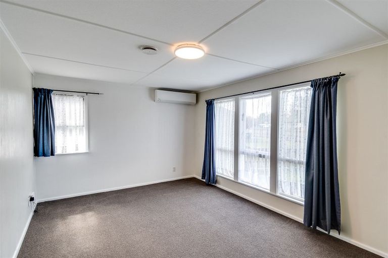 Photo of property in 10 Fleming Crescent, Maraenui, Napier, 4110
