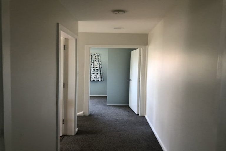 Photo of property in 1/1 Bengal Drive, Cashmere, Christchurch, 8022