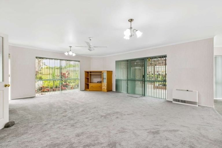 Photo of property in 24 Pacific View Road, Papamoa Beach, Papamoa, 3118