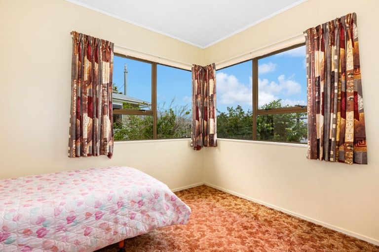 Photo of property in 31 Bayview Road, Paremata, Porirua, 5024