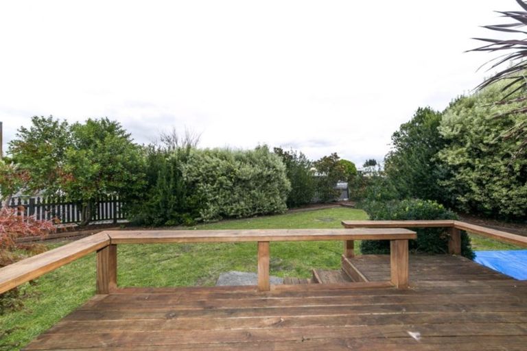 Photo of property in 4 Crichton Place, Havelock North, 4130