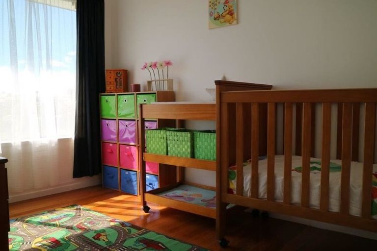 Photo of property in 70 Hinewa Road, Otumoetai, Tauranga, 3110