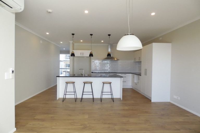 Photo of property in 140 Hobsonville Point Road, Hobsonville, Auckland, 0616
