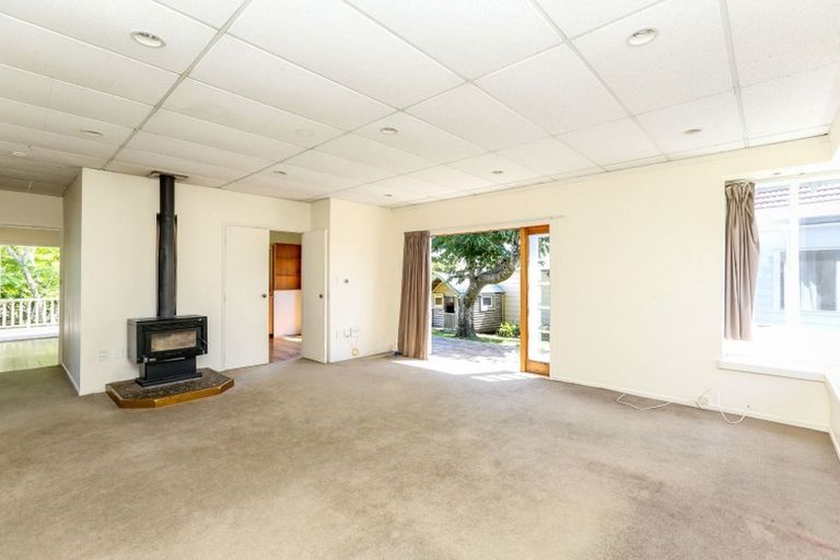 Photo of property in 222 Frankley Road, Frankleigh Park, New Plymouth, 4310