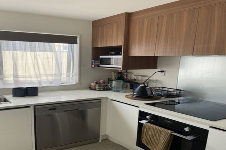 Photo of property in 4/10 Alan Avenue, Henderson, Auckland, 0610