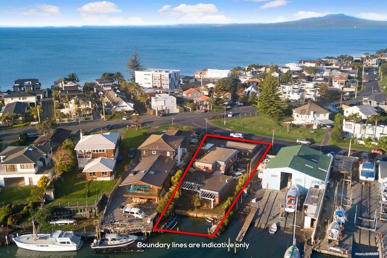 Photo of property in 3/3 Omana Road, Milford, Auckland, 0620