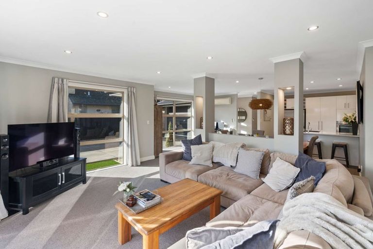 Photo of property in 73b Inwoods Road, Parklands, Christchurch, 8083