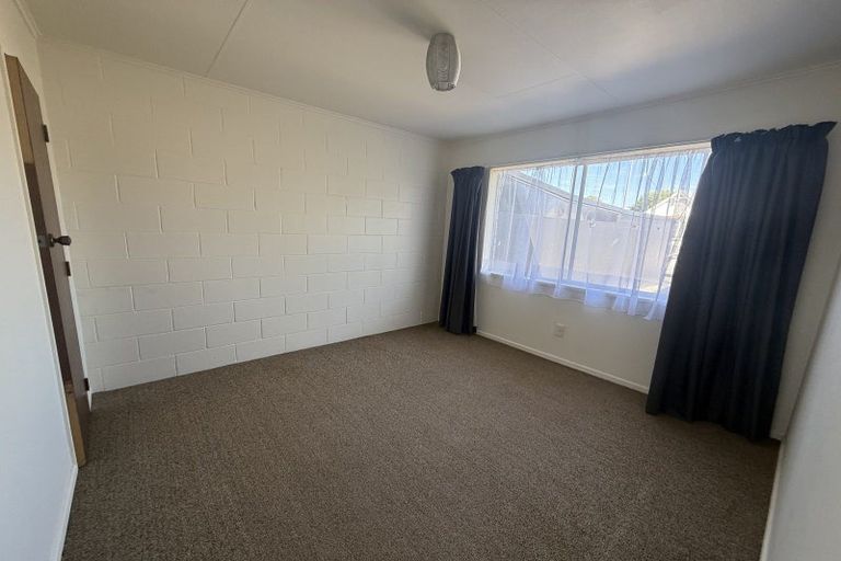 Photo of property in 3/299 Ruahine Street, Terrace End, Palmerston North, 4410