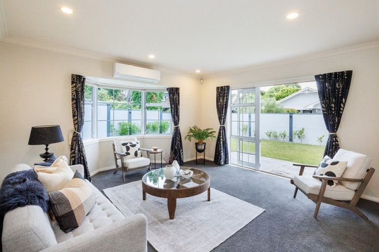 Photo of property in 1 Ranara Court, West End, Palmerston North, 4410