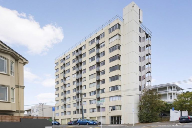 Photo of property in Melksham Towers, 403/131 Brougham Street, Mount Victoria, Wellington, 6011