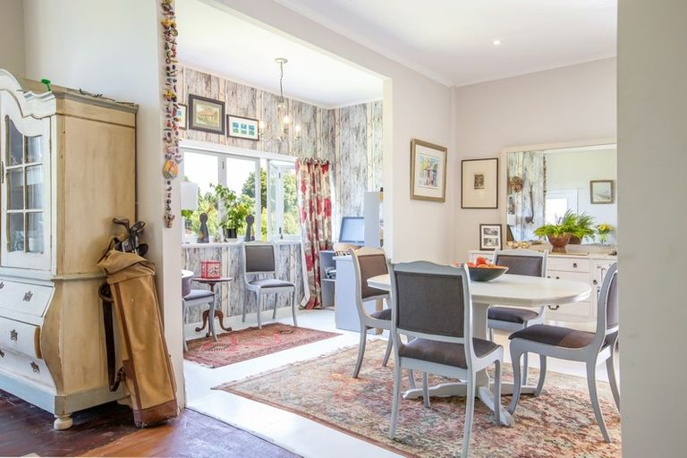 Photo of property in 17 Alfredton Road, Eketahuna, 4900