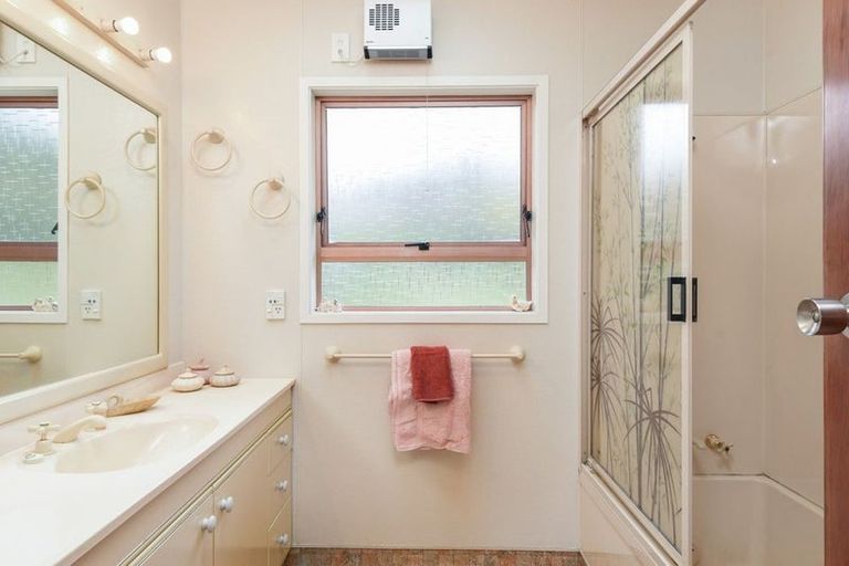 Photo of property in 5 Balwyn Avenue, Tihiotonga, Rotorua, 3015