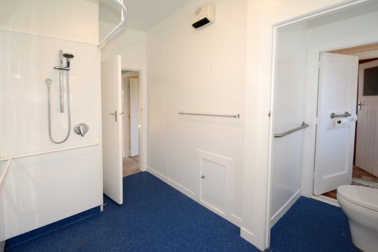 Photo of property in 93 Middleton Road, Kew, Dunedin, 9012