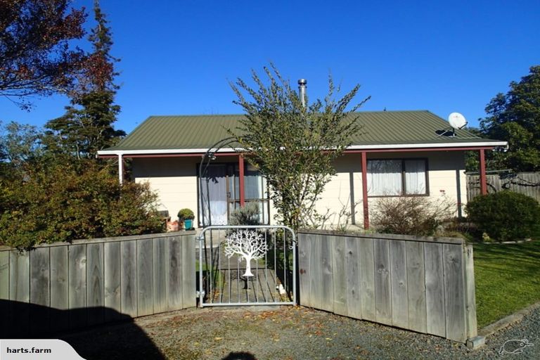 Photo of property in 82 Lord Rutherford Road North, Brightwater, 7022