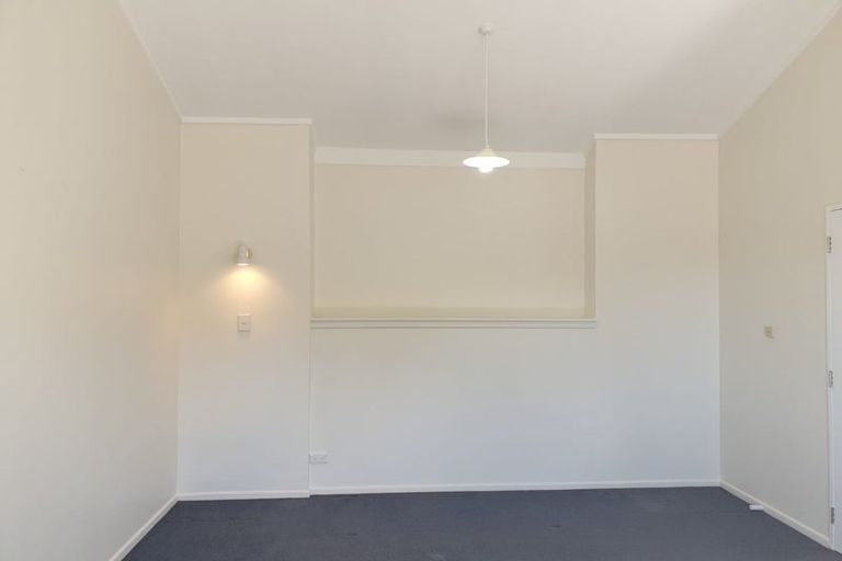 Photo of property in 126 Redwood Avenue, Tawa, Wellington, 5028