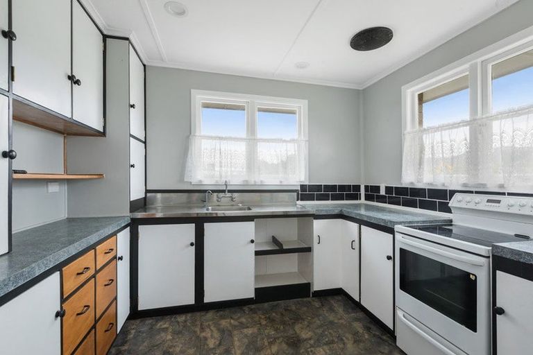 Photo of property in 1 Lee Avenue, Paeroa, 3600