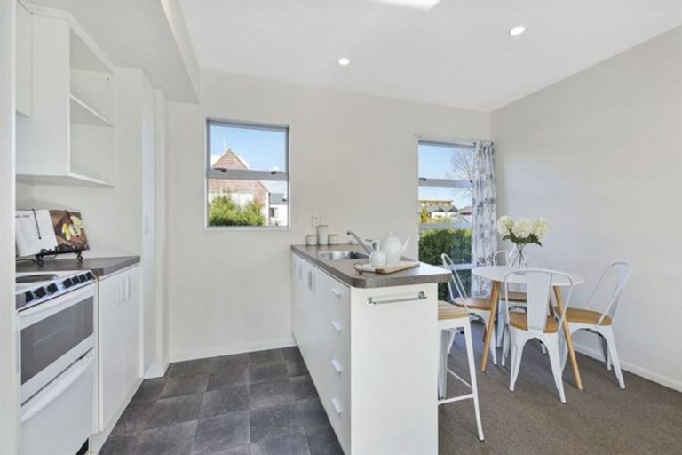 Photo of property in 150 Purchas Street, Edgeware, Christchurch, 8013
