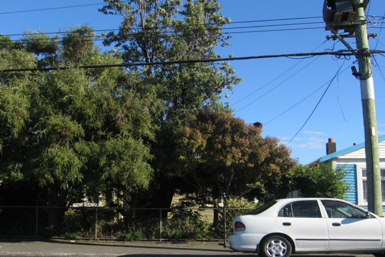 Photo of property in 16 South Street, Petone, Lower Hutt, 5012