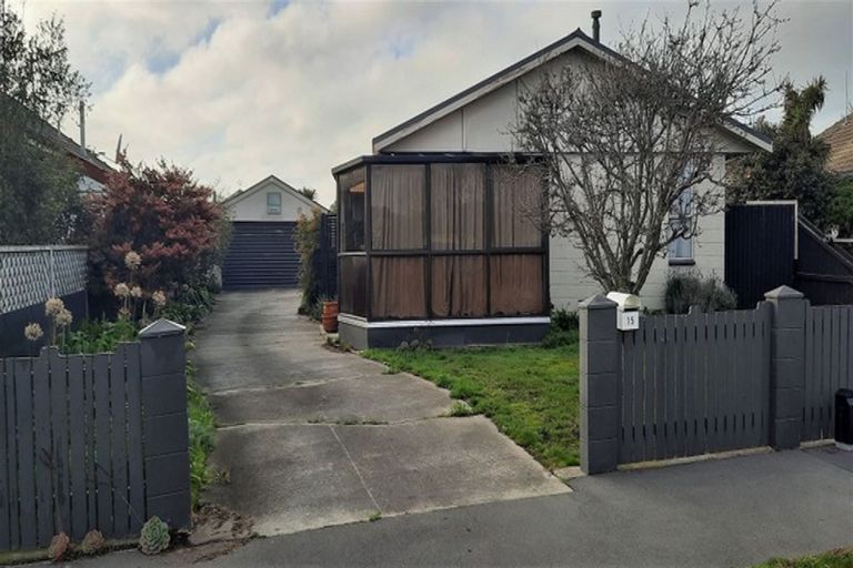 Photo of property in 15 Inverell Place, North New Brighton, Christchurch, 8083