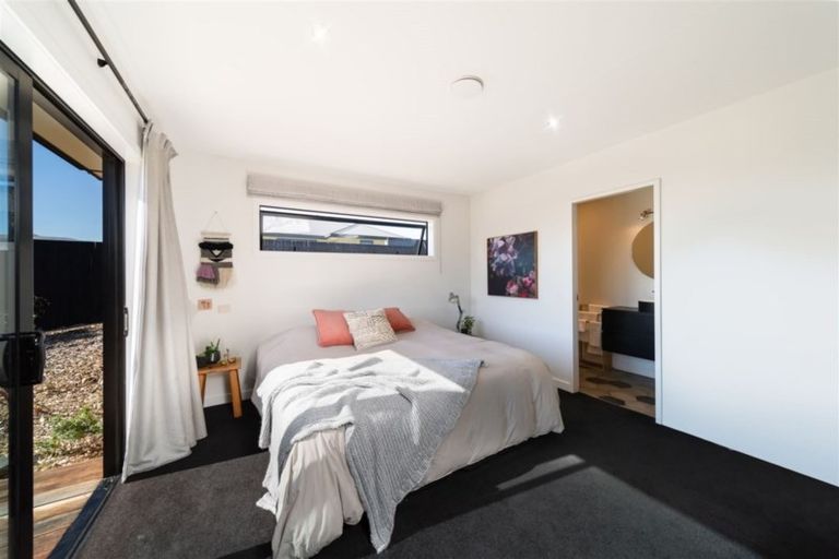 Photo of property in 31 Alice Burn Drive, Luggate, Wanaka, 9383