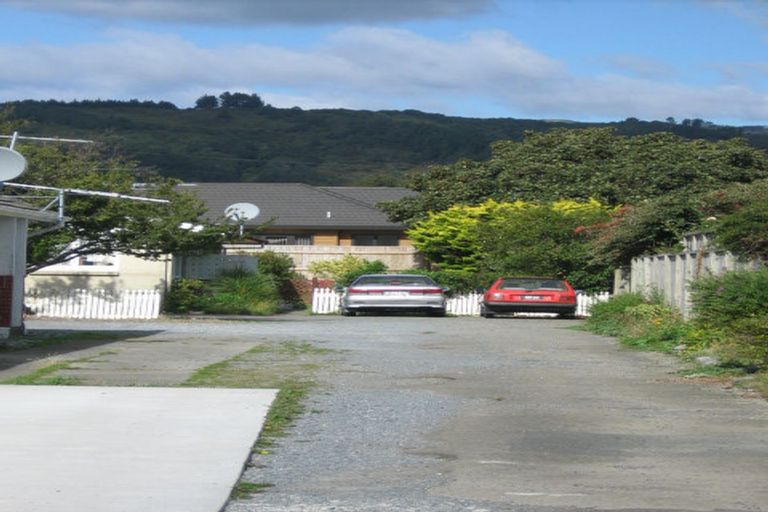 Photo of property in 3/4 Granville Street, Silverstream, Upper Hutt, 5019