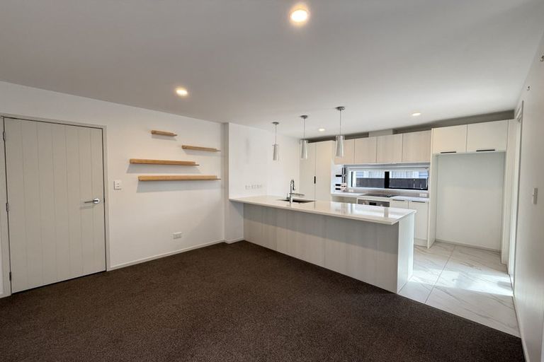 Photo of property in 8a Riverlea Avenue, Pakuranga, Auckland, 2010
