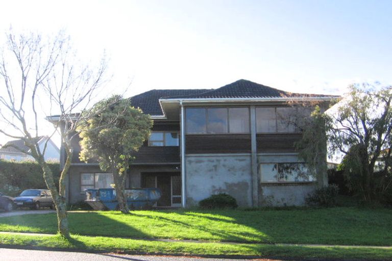 Photo of property in 27 Bramley Drive, Farm Cove, Auckland, 2012
