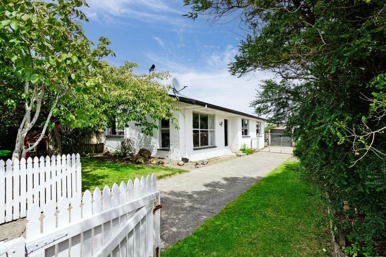 Photo of property in 122 Cunningham Crescent, Grasmere, Invercargill, 9810