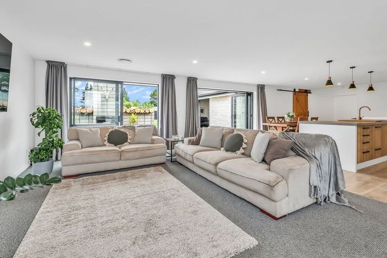 Photo of property in 8 Perendale Place, Kirwee, 7571