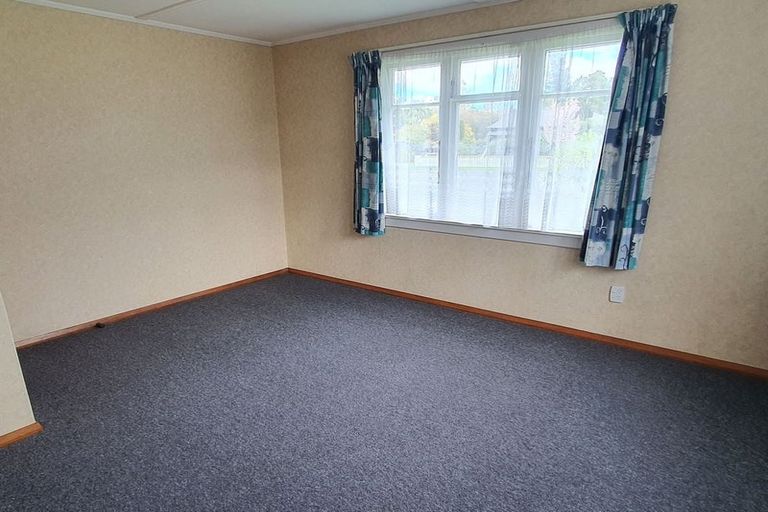 Photo of property in 10 Parsonage Road, Waimate, 7924