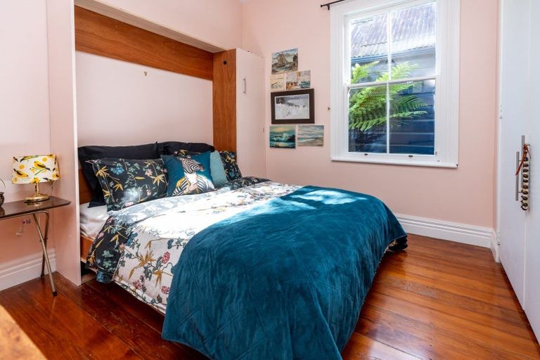 Photo of property in 25 Patanga Crescent, Thorndon, Wellington, 6011