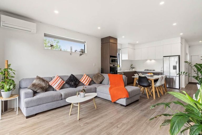 Photo of property in 148a Moire Road, West Harbour, Auckland, 0618