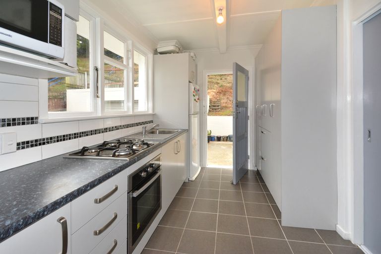 Photo of property in 503 Kaikorai Valley Road, Bradford, Dunedin, 9011