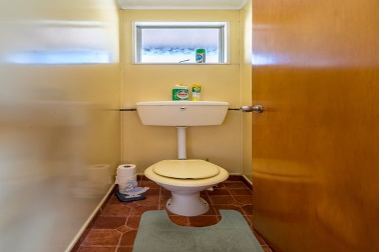 Photo of property in 67 Easther Crescent, Kew, Dunedin, 9012