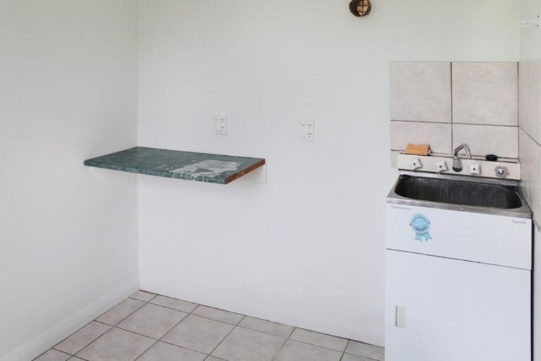 Photo of property in Sharella Park Cattery, 578 Kairanga Bunnythorpe Road, Newbury, Palmerston North, 4478