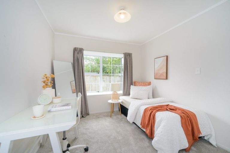 Photo of property in 155 Summerhill Drive, Fitzherbert, Palmerston North, 4410