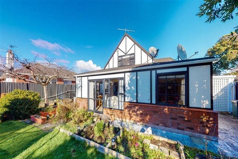 Photo of property in 20 Stamford Grove, Avalon, Lower Hutt, 5011
