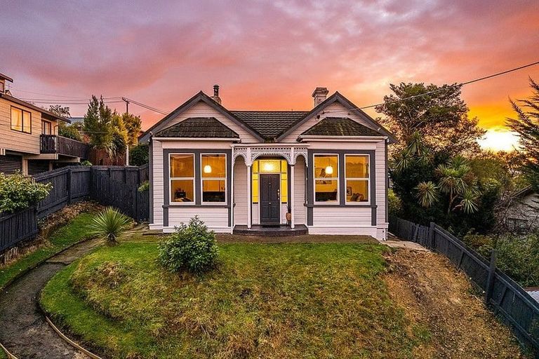 Photo of property in 63 Lawrence Street, Mornington, Dunedin, 9011