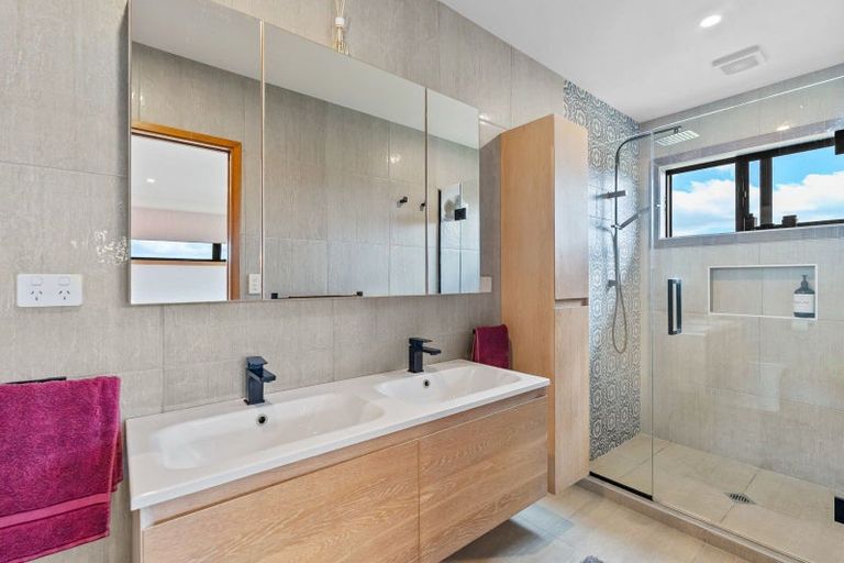 Photo of property in 1140 Russell Road, Opuawhanga, Hikurangi, 0184