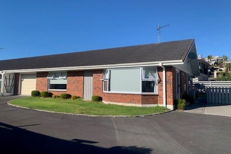 Photo of property in 22 Tupaea Place, Otumoetai, Tauranga, 3110