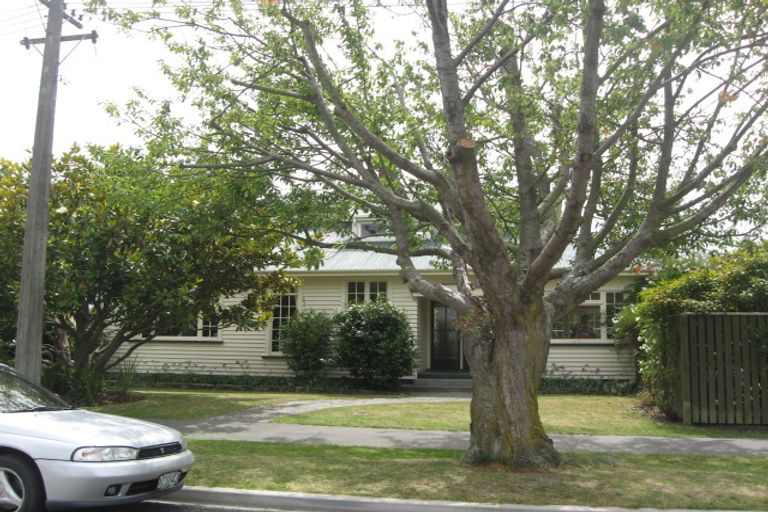 Photo of property in 17 Mathias Street, St Albans, Christchurch, 8052