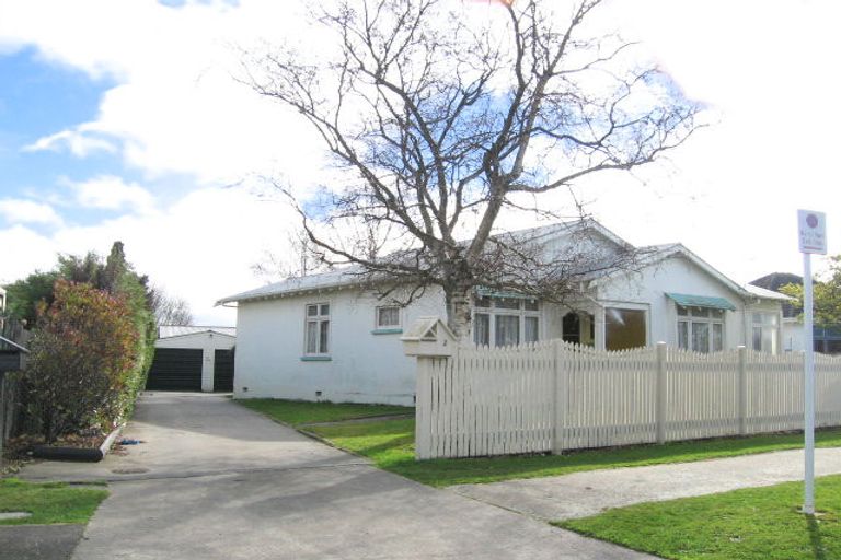 Photo of property in 3 Puriri Terrace, Roslyn, Palmerston North, 4414