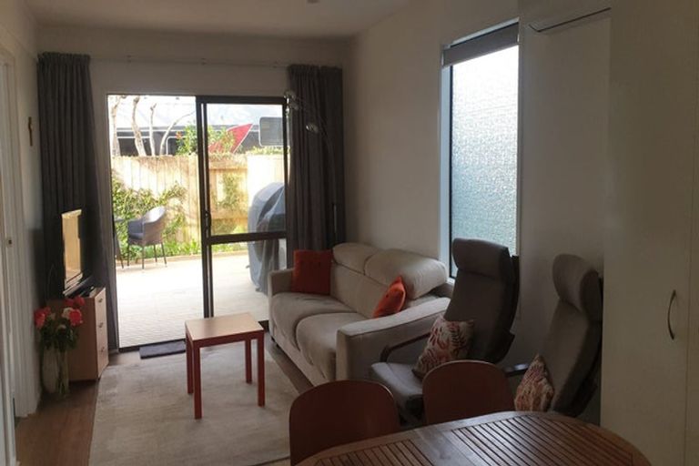 Photo of property in 10a Seaway Terrace, Otumoetai, Tauranga, 3110