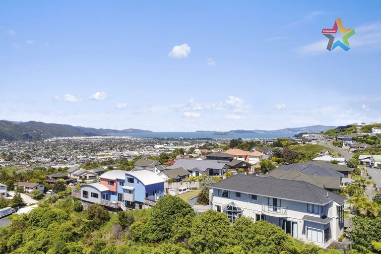 Photo of property in 112 Redvers Drive, Belmont, Lower Hutt, 5010