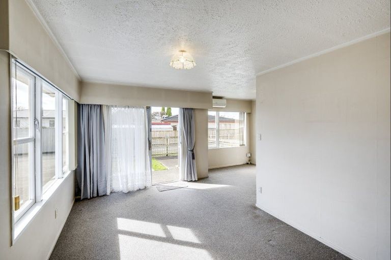 Photo of property in 9/90 Gloucester Street, Greenmeadows, Napier, 4112
